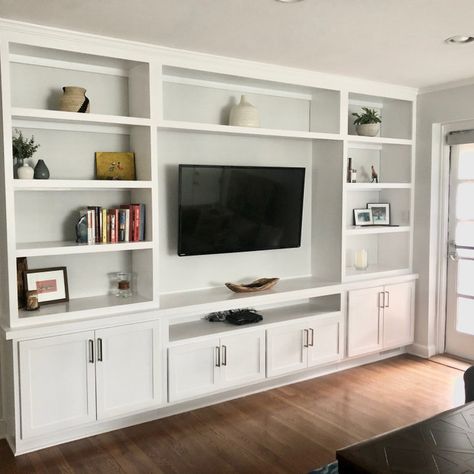 Built In Corner Tv - Photos & Ideas | Houzz Bookcase With Cabinet, Living Room Cupboards, Built In Entertainment Center, Built In Shelves Living Room, Living Room Wall Units, Living Room Built Ins, Cabinet Tv, Living Room Entertainment Center, Entertainment Cabinet