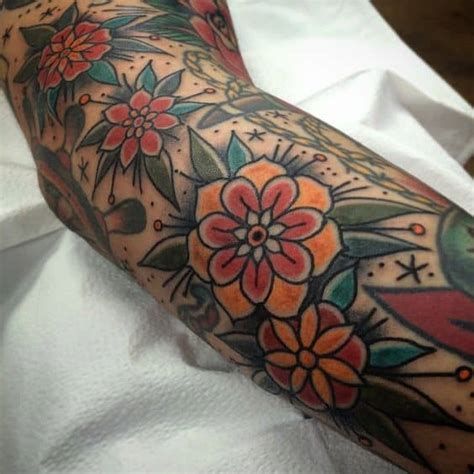 Conventional Tattoo Filler Tumblr at Lisabrynn Check more at https://howcandothis.com/womenstyle/conventional-tattoo-filler-tumblr-at-lisabrynn/ Tattoo Filler Shading, Floral Space Filler Tattoo, Star Filler Tattoos, Tattoo Fillers, Small Star Tattoos, Tattoo Filler, Adventure Style, Star Tattoos, American Traditional