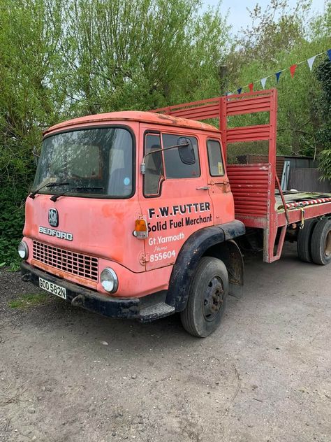 Bedford Truck, Old Lorries, Vintage Trucks, Old Trucks, Commercial Vehicle, Inspiration Board, Buses, Dublin, Like You