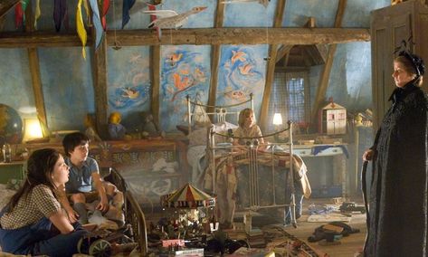 Nanny Mcphee 2, Nanny Mcphee, Vintage Lifestyle, Emma Thompson, Teenage Bedroom, Film Set, Childrens Bedrooms, Nanny, House Inspiration