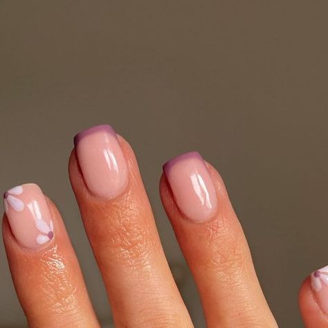 Biab Nails Spring 2024, Short Coloured Tip Nails, September Biab Nails, Lilac Biab Nails, Bib Short Nails, Biab Nails Inspiration Spring, Oval Biab Nails, Biab Nail Ideas Spring, Builder Gel Nails Design Short Summer