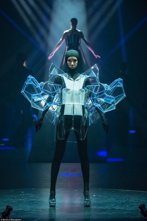 Wellington World Of Wearable Art Awards Show showcases fantastical 'wearable designs' | Daily Mail Online World Of Wearable Art, Sci Fi Fashion, Space Fashion, Geometric Fashion, Future Clothes, Cyberpunk Fashion, Technology Fashion, Weird Fashion, Futuristic Fashion