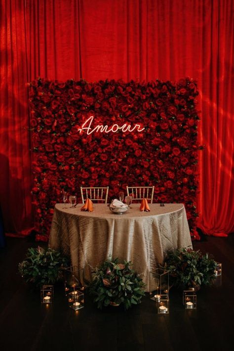 Wedding Decor Red Roses, Reception Backdrop Wedding, Red Rose Wedding Theme, Silk Flower Wall, Rose Wedding Decorations, Wedding Photo Backdrop, Rose Wedding Theme, Rose Flower Wall, Bride Groom Table