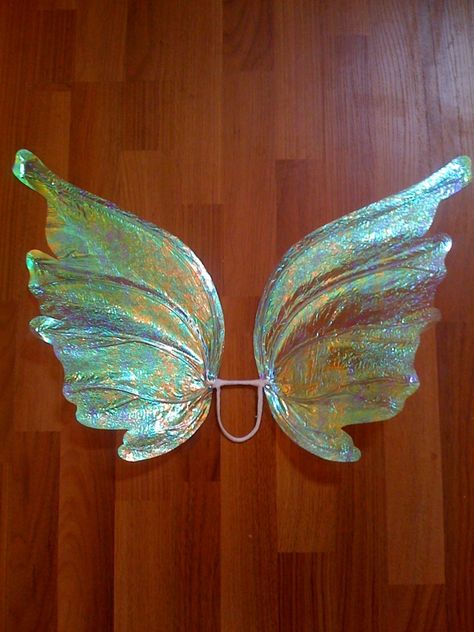 Wings Update!: faeriefashion — LiveJournal Wings Diy, Nerdy Decor, Diy Fairy Wings, Cosplay Wings, Diy Wings, A Wing, Cosplay Tutorial, Diy Fairy, Easy Diy Gifts