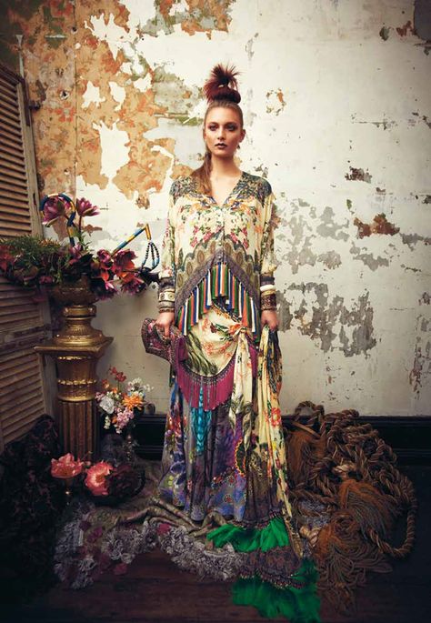 Camilla Fall 2013 Estilo Hippy, Moroccan Caftan, Kitenge, Fabulous Fashion, Hippie Style, The Floor, Ghana, Women's Style, Boho Style