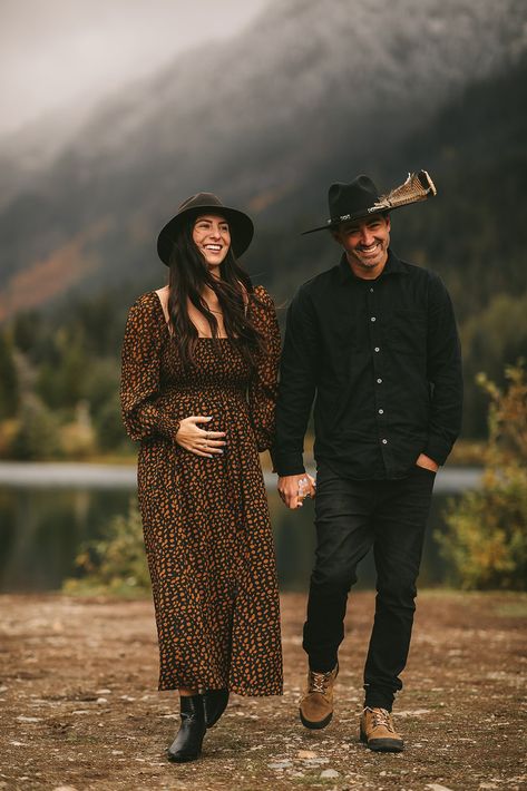 Olympic Peninsula Washington, Outdoor Maternity Photos, Maternity Photography Poses Couple, Washington Coast, Poses Couple, Fall Maternity, Maternity Photography Poses, Maternity Outfits, Bainbridge Island