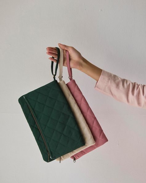 From pastels to pop to neutrals, the quilted Krista Foldable Clutch to take you from lunch to dinner. - #Dog #DOriginals #DoGoodFeelGood #DogdoriginalsBags #Backpacks #Totes #Handbag #SustainableBags #CanvasBags #SustainableFashion #StreetFashion #Chic Chic Backpack, Women's Bags By Usage, Women's Bags By Shape, Women's Spurs, Women's Bags By Style, Backpack Travel Bag, Business Bag, Essential Bag, Simple Bags