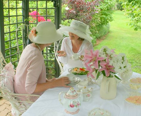 tea in the garden  This is My Sister Judy and myself having TEA in the Garden together. So serene!!!!! Coffee Outdoor, Southern Tea, Flowers In Vases, Tea Afternoon, House Gardens, Afternoon Tea Parties, Tea Party Garden, Romantic Homes, Foto Vintage