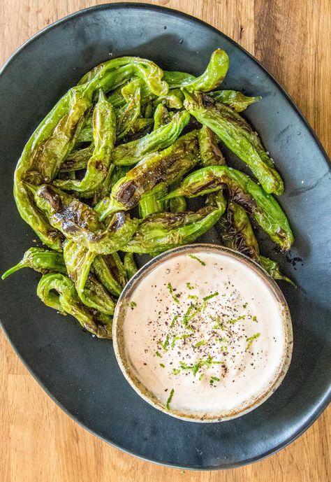 Roasted shishito and padron peppers are an easy, crowd-pleasing appetizer. Savory, salty, and occasionally spicy, it's hard to stop at just one! Pumpkin Puree Recipes Healthy, Roasted Shishito Peppers, Shishito Pepper Recipe, Asian Veggies, Shishito Pepper, Stomach Rumbling, Pumpkin Puree Recipes, Shishito Peppers, Keto Eating