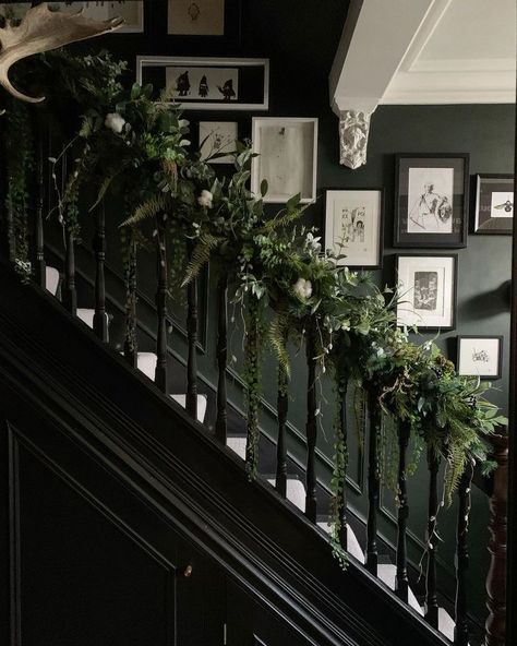 Affordable Christmas Decor, Affordable Christmas Decorations, Stairs Renovation, Fireplace Garland, Moody Decor, Dark Christmas, Salon Suites, Dark Home Decor, Goth Home