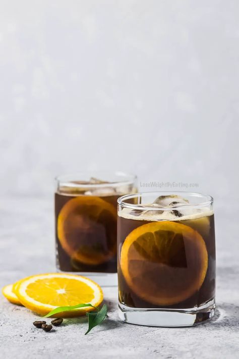 Coffee and Lemon Weight Loss Drink Coffee And Lemon, Lemon Diet, Easy Coffee Recipes, Lemon Drink, Homemade Syrup, Coffee Benefits, Natural Drinks, Nutrition Labels, Fat Burning Drinks