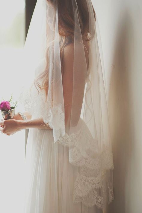 Slideshow:+The+50+Most+Breathtakingly+Beautiful+Wedding+Dresses+On+Pinterest Romantic Wedding Veil, Tulle Wedding Veil, Drop Veil, Blusher Veil, Wedding Bridal Veils, Wedding Veils Lace, Lodge Wedding, Flower Crowns, The Veil