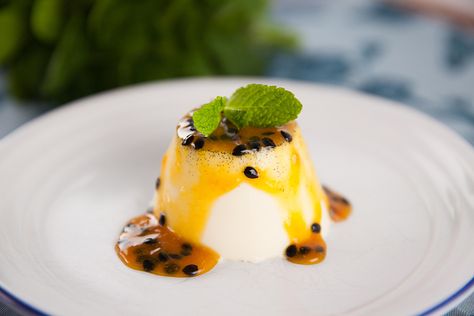 Everyday Gourmet | Vanilla Panna Cotta with Passionfruit Sauce Passionfruit Panna Cotta, Passionfruit Sauce, Justine Schofield, Thickened Cream, Vanilla Panna Cotta, Food Garnish, Panna Cotta Recipe, Family Desserts, Cream Custard