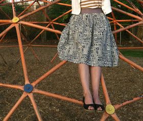 Fun skirt how to Elastic Waist Skirt Diy, Everyday Skirt, Everyday Skirts, Skirt Diy, Skirt Tutorial, Garment Pattern, Elastic Waist Skirt, Sewing Skirts, Columbus Ohio