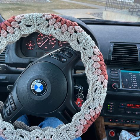 Flower Power Crochet Steering Wheel Cover Pattern Wheel Cover Crochet Pattern, Steering Wheel Cover Crochet Pattern, Car Accessories Crochet, Steering Wheel Cover Diy, Steering Wheel Cover Crochet, Wheel Cover Crochet, Crochet Steering Wheel, Car Wheel Cover, Crochet With Cotton Yarn