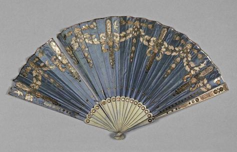 circa 1810 — circa 1830  Period: early 19th Century  Dimension(s): length, guards, 26.8, cm width Hand Fan Aesthetic, Regency Fan, Victorian Hand Fan, Vintage Hand Fan, Antique Fans, Fan Decoration, Regency Fashion, Vintage Fans, Hand Fans