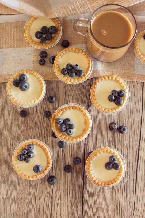 Lemon Blueberry Tartlets, Lemon And Blueberry Tart, Blueberry Cheesecake Mini Tarts, Lemon Blueberry Tart Recipe, Blueberry Custard Tart, Lemon Tart Mini, Individual Tart Recipes, Blueberry Tarts Filling, Blueberry Lemon Tart