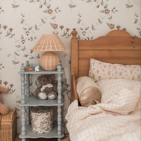 Cottagecore Girls Room, Antique Girls Bedroom, Cottagecore Toddler Room, Antique Girl Nursery, Cottage Core Toddler Room, Girls Cottage Bedroom, Cottagecore Kids Room, Rustic Girls Room, Vintage Kids Rooms