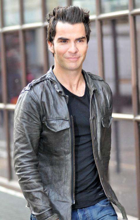 Kelly Jones.. Kelly Jones, Dream Date, Brandon Flowers, Personal Image, Leather Jacket Men, Actors & Actresses, Leather Jacket, Actresses, Actors