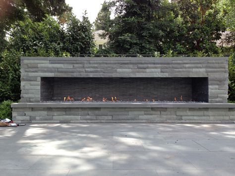 16′ Long Outdoor Gas Fireplace – Energy House Modern Outdoor Fireplace, Diy Outdoor Fireplace, Outdoor Bbq Area, Outdoor Gas Fireplace, Outdoor Fireplace Designs, Gas Fireplace Insert, Outdoor Fireplace Patio, Patio Fireplace, Backyard Fireplace