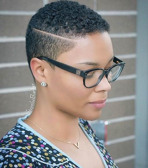 African American Short Haircuts, Black Haircut Styles, Short Hair Styles African American, Short Natural Haircuts, Shaved Side, Short Shaved Hairstyles, Tapered Natural Hair, Natural Hair Cuts, Natural Hair Short Cuts