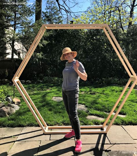 A DIY tutorial to build a giant hexagon frame. Make this large, open frame style hexagon as a backdrop or focal point for your next event. Diy Hexagon Wedding Arch, Arbor Diy, Hexagon Wedding Arch, Loft Diy, Backyard Trellis, Cabin Loft, Lazy Bear, Hexagon Wedding, Bear Cabin