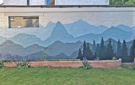 House Murals Exterior, Garden Wall Mural, Vinyl Cladding, Outdoor Mural, Backyard Plans, Art In Nature, Coop Door, Painted Shed, Exterior Murals