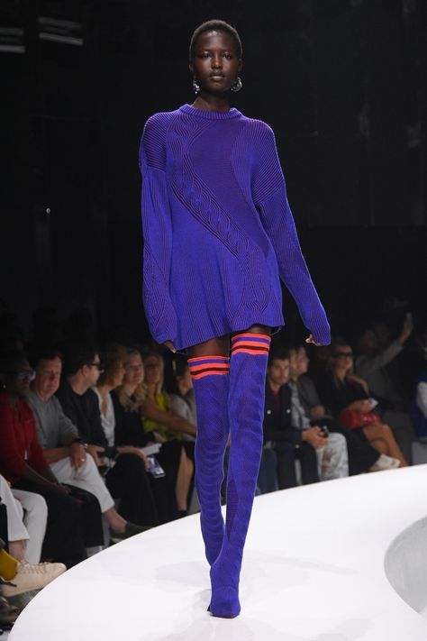 Knit Fashion Runway, Ferrari Fashion, Knitting Fashion Design, Knit Skirt Outfit, Ferrari Roma, Catwalk Collection, S Icon, Purple Outfits, Fashion Project