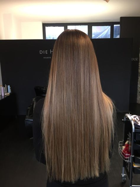 Warm Brown Balayage Straight Hair, Long Straight Hair Color Ideas, Brown Hair Colors Straight, Balayage Straight Hair Brunette, Brown To Blonde Balayage Straight Hair, Light Brown Hair Straight, Brunette Balayage Straight Hair, Brown Balayage Straight Hair, Long Straight Brunette Hair