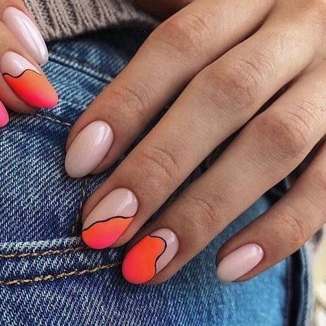 Top 21 Summer Nails Round 2024 – Discover Chic & Trendy Manicures Now! - divagaze.com Nails Inspiration Tips, Summer Nails Round, Do Your Own Nails, Round Nail Designs, Short Round Nails, Nails Round, Nail Design Glitter, Sheer Nails, Spring Break Nails