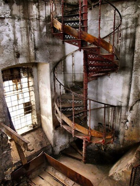 Porous Soul Industrial Living, Industrial Architecture, Stairway To Heaven, Industrial Loft, Spiral Staircase, Industrial House, Industrial Buildings, To Infinity And Beyond, Abandoned Buildings