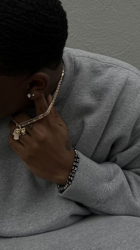 Gold Jewelry Aesthetic Black Man, Aiyana Lewis, Gold Jewelry Aesthetic, Jewelry Aesthetic, Jewelry Men, Aesthetic Black, Black Man, Black Aesthetic, Black Outfit