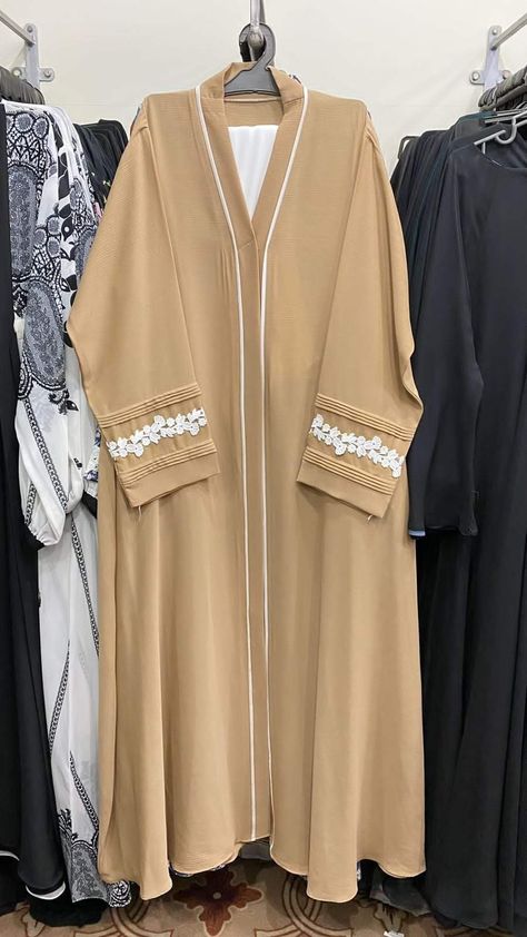 Simple Borka Design, Borka Design, Party Abaya, Burkha Designs, Burqa Designs, Model Gamis, Fasion Outfits, Mode Abaya, Modest Dresses Casual