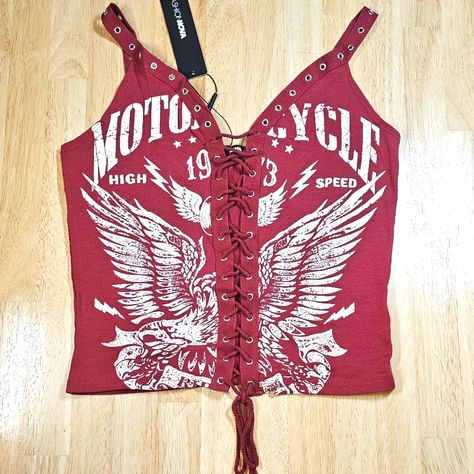 Nwt Super Cute Red Lace Up Tank Top / Crop Top Featuring Awesome Graphic With Eagle Wings & Text Motorcycle. Tags Festival Summer Sexy Flirty Grommet 90s Style Retro Bike Rider Harley Davidson Ed Hardy Affliction Victoria Secret Candies H&M Lucky Brand Old Navy Hollister Aeropostale Jodie Outfits, Native American Clothes, Torn Clothing, Tank Top Styles, Red Corset Top, Red And Black Outfits, Tank Top Crop Top, Harley Davidson Clothing, Lace Up Tank Top