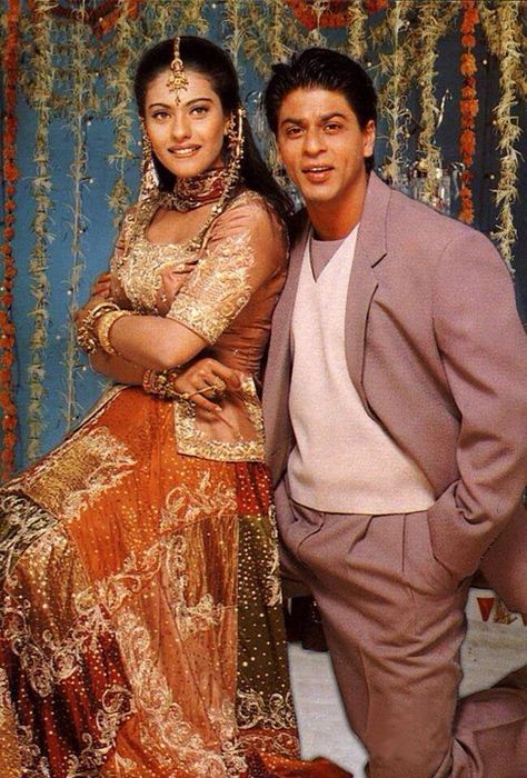 . Shahrukh Khan And Kajol, Vintage Bollywood Aesthetic, 90s Bollywood Aesthetic, Kuch Kuch Hota Hai, Bollywood Posters, Retro Bollywood, 90s Bollywood, Bollywood Couples, Karan Johar