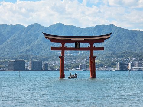 This floating torii gate is located on Miyajima Island, near Hiroshima, Japan 🇯🇵 It is part of the Itsukushima Shrine, a UNESCO World Heritage site. The gate appears to float on water during high tide, creating a striking visual effect. The torii symbolizes the boundary between the spiritual and the mundane worlds. ⛩️ 🇯🇵 ♥️ #miyajimaisland #toriigate #visitjapan_uk #visitjapanjp #myjapan #explorejapan #hiroshima #miyajimagram Ramen Stall, Miyajima Island, Itsukushima Shrine, Hiroshima Japan, Torii Gate, The Mundane, Floating In Water, High Tide, Hiroshima