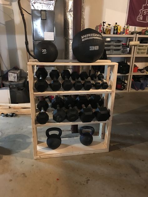 Dumbbell Holder Diy, Dumbell Rack Diy, Weight Storage Ideas, Diy Dumbbell Rack, Gym Station, Diy Dumbbell, Workout Wall, Gym Rack, Gym Storage