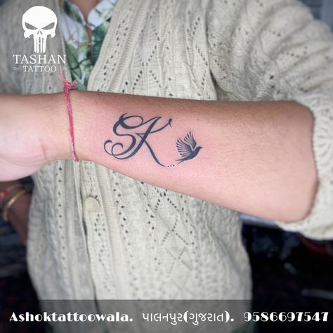 TashanTattoo
AshokTattooWala
S.20. Tirupati plaza
Opp. New bus stand
Near gd modi collage
Palanpur (gujrat)
9586697547
9687533310 Sk Letter Tattoo, Sk Name Tattoo, Sk Tattoo Letter, Sk Tattoo, Sk Logo, Letter Tattoo, Letter Names, Stencil Outline, K Tattoo