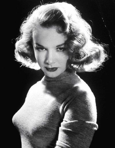 Vintage Hairstyles For Long Hair, Piper Laurie, Ali Baba, Bullet Bra, Black And White Stars, Classic Actresses, Stars Then And Now, Old Hollywood Glamour, Music Fashion