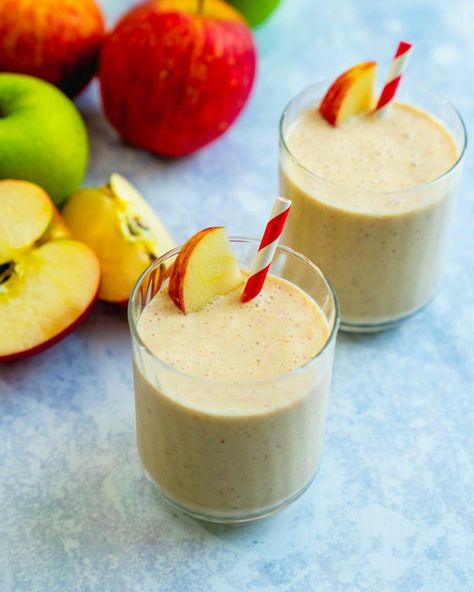 This cinnamon-spiced apple smoothie is creamy and irresistibly tasty! It's full of natural sweetness and packed with protein. | smoothie recipes | apple recipes | breakfast ideas | cinnamon recipes | #apple #applesmoothie #smoothie #smoothierecipe Apple Greek Yogurt, Vanilla Protein Smoothie, Apple Smoothie Recipes, Greek Yogurt Smoothie, Smoothie Recipes With Yogurt, Apple Smoothie, Yogurt Smoothie, A Couple Cooks, Blueberry Banana Smoothie