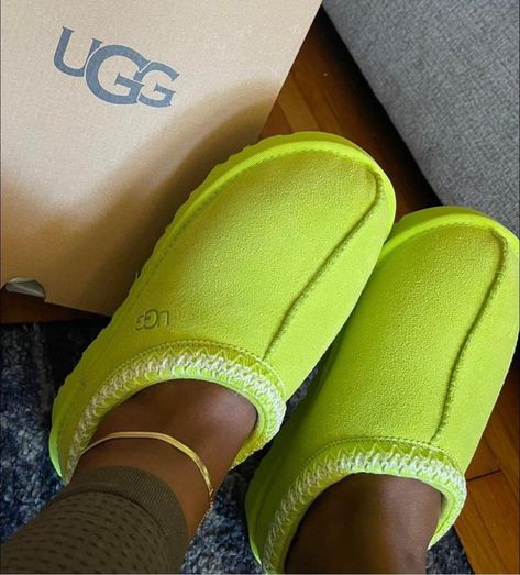 Tasman uggs <3 Green Uggs, Tasman Uggs, Cute Uggs, Ugg Tasman Slippers, Trendy Shoes Sneakers, Preppy Shoes, Ugg Tasman, Pretty Shoes Sneakers, Kids Uggs