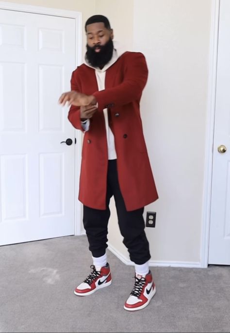 Mens Fall 2024 Fashion, Red Coat Outfit Men, Urban Business Casual Men Outfit, Black Male Fashion Casual Street Style, Men’s Trench Coat Styling, Men’s Valentines Outfit, Winter Men’s Fashion, Men Urban Outfits, Men Valentines Day Outfit