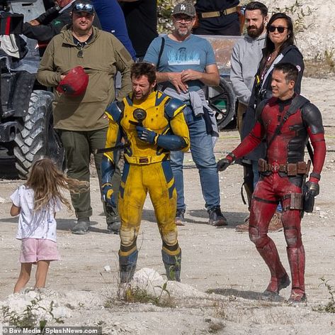 Hugh Jackman Daughter, Hugh Jackman Kids, Hugh Jackman Ryan Reynolds, Ryan Reynolds And Hugh Jackman, Ryan Reynolds Kids, Hugh Jackman Deadpool, Ryan Reynolds Hugh Jackman, Wolverine Character, Ryan Reynolds Deadpool