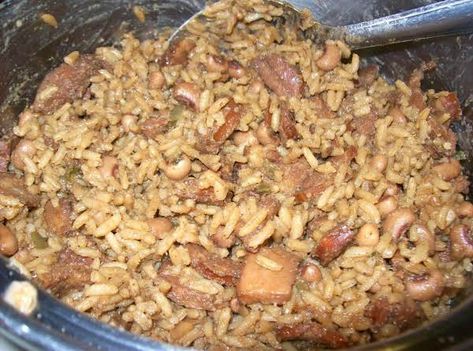 Cabbage Jambalaya Recipe Best Cabbage Recipe, Cheesy Green Bean Casserole, New Years Day Meal, Cajun Jambalaya, Classic Green Bean Casserole, Creole Cooking, Cajun Creole Recipes, Greenbean Casserole Recipe, Louisiana Recipes