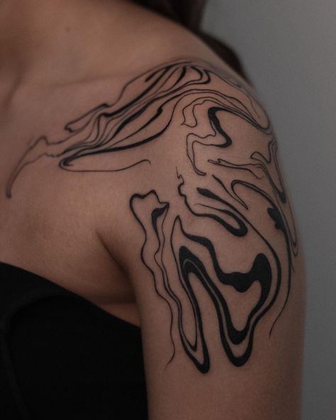 Dark Tattoo Ideas, Feminine Skull Tattoos, Faded Tattoo, Green Tattoos, Mystical Tattoos, Abstract Tattoo Designs, Feminine Tattoo Sleeves, Flash Tattoo Designs, Fire Tattoo