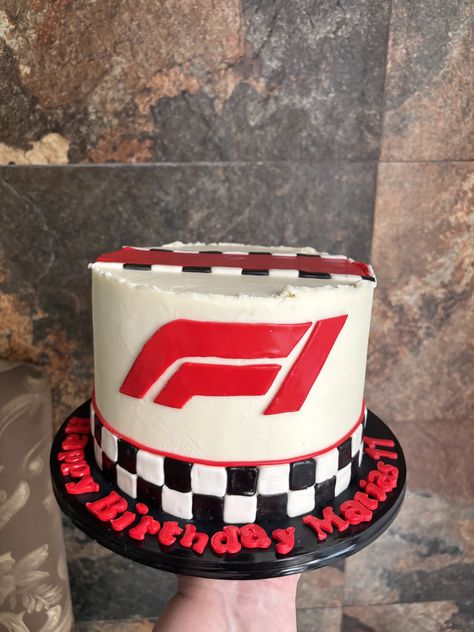 Formula 1 Cakes For Men, Pastel Formula 1, Pastel F1, Formula 1 Cake, F1 Cake, Cupcake Cake Designs, Cake Shapes, Cute Inspirational Quotes, Apple Phone Case