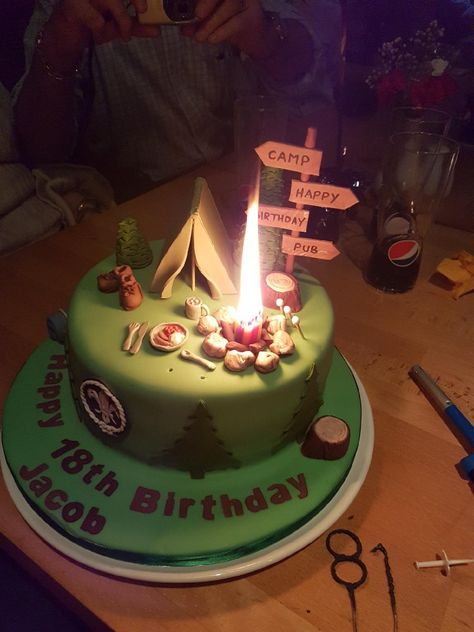 Campfire cake Camping Cake Ideas, Camping Cake Topper, Camping Theme Cakes, Camping Birthday Cake, 2nd Birthday Cake Boy, Boy Scout Cake, Camping Cake, Bicycle Cake, Campfire Cake