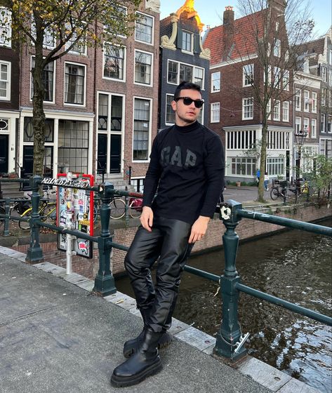 Men leather pants with gap tee outfit in amsterdam Black Leather Pants Men Outfit, Men Chic Outfit, Leather Pants Outfit Men, Leather Pants Men, Concert Outfit Men, Baggy Pants Outfit, White Guys, Pants Outfit Men, Leather Pants Outfit