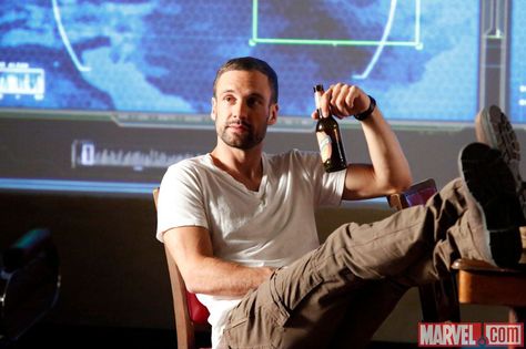 Photo: Lance Hunter in Marvel's Agents of S.H.I.E.l.D. Lance Hunter, Cleft Chin, Science Bros, Fitz And Simmons, Agents Of S.h.i.e.l.d., Marvel Agents Of Shield, Fall Tv, Phil Coulson, Marvels Agents Of Shield