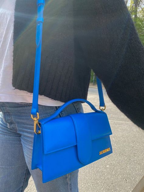 Jacquemus Bag Blue, Jaquemus2020 Bag, Blue Handbag Outfit, Jacquemus Bag Outfit, Luxury Lifestyle Girly, Jacquemus Bag, Walking Outfits, Luxury Bags Collection, Bag Obsession